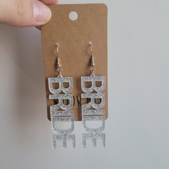 Willow May Iridescent Silver Glitter Bride Earrings - Picture 1 of 1